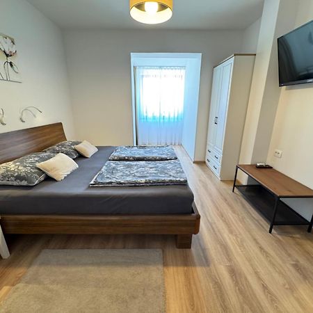 Guest House Deskovic มอชเชนิชกา ดรากา ภายนอก รูปภาพ