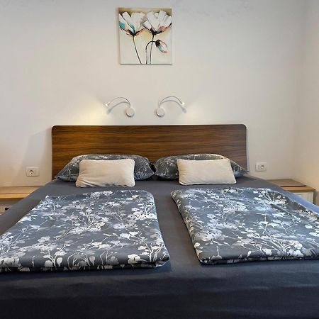 Guest House Deskovic มอชเชนิชกา ดรากา ภายนอก รูปภาพ